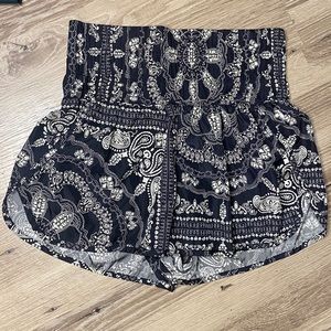 FP Movement Shorts in Bandana Black & White size small